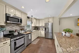 42 Shirley Blvd, Old Bridge Township, NJ 08857 - Photo 9