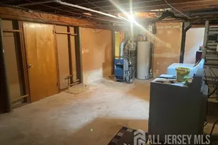 47 South Walnut Ave, Middlesex, NJ 08830 - Photo 17