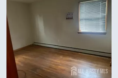 47 South Walnut Avenue, Middlesex, NJ 08830 - Photo 11