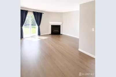 905 Spruce Hills Drive Drive #905, Glen Gardner, NJ 08826 - Photo 7