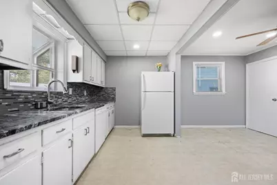 48 Buchanan Avenue, Sayreville, NJ 08859 - Photo 7