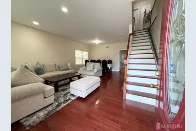 34 4th Street, Port Reading, NJ 07064 - Photo 5