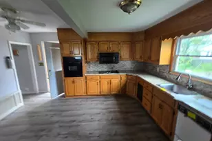4 Vale St, Edison, NJ 08817 - Photo 13