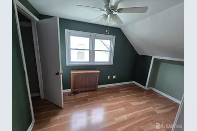 4 Vale Street, Edison, NJ 08817 - Photo 9