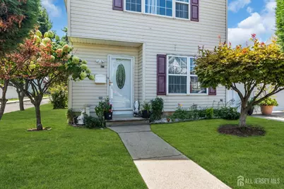 425 Thomas Street, Perth Amboy, NJ 08861 - Photo 7
