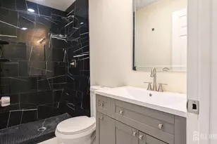 7 Maple St, Bloomfield, NJ 07003 - Photo 9