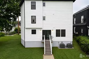 7 Maple St, Bloomfield, NJ 07003 - Photo 13