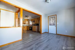 15 Clinton Ave, Woodbridge Township, NJ 08832 - Photo 7
