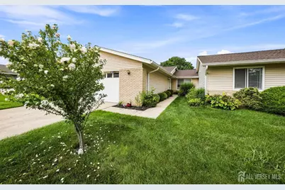 433 Andover Drive #A, Jamesburg, NJ 08831 - Photo 3