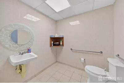 1147 Inman Avenue, Edison, NJ 08820 - Photo 17