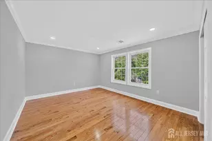 22 Mary Ellen Dr, Edison, NJ 08820 - Photo 63