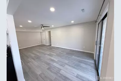 513 Edison Glen Terrace #513, Edison, NJ 08837 - Photo 11