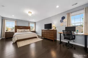 586 Dial Ave, Piscataway Township, NJ 08854 - Photo 17
