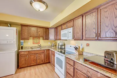 60-3 Prospect Street, Metuchen, NJ 08840 - Photo 13