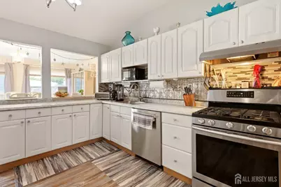 45 W Woodshore, Old Bridge Township, NJ 07735 - Photo 5