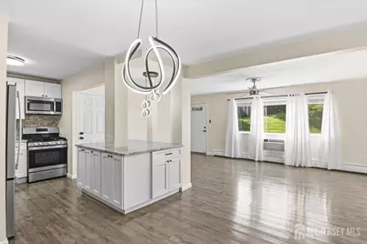 903 Cricket Lane, Woodbridge Township, NJ 07095 - Photo 7