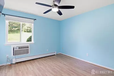903 Cricket Lane, Woodbridge Township, NJ 07095 - Photo 13