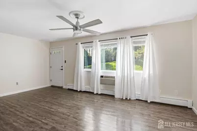903 Cricket Lane, Woodbridge Township, NJ 07095 - Photo 5