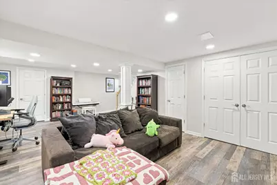 273 Grove Avenue, Metuchen, NJ 08840 - Photo 37