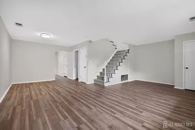 72 Sassafras Court, North Brunswick Township, NJ 08902 - Photo 3