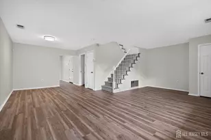 72 Sassafras Ct, North Brunswick Township, NJ 08902 - Photo 3