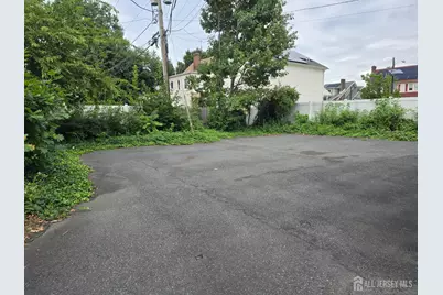 253 Livingston Avenue, New Brunswick, NJ 08901 - Photo 3