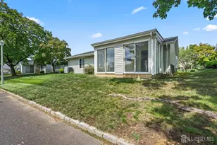 164 Kalmia Plaza, Monroe Township, NJ 08831 - Photo 23