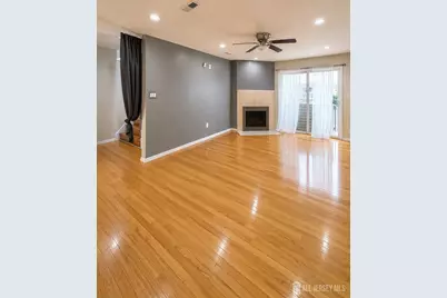410 Johnstone Street, Perth Amboy, NJ 08861 - Photo 5