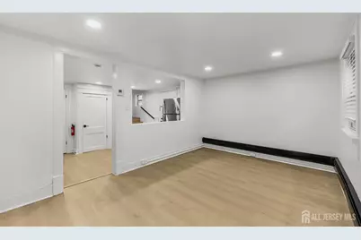 309 S 2nd Avenue S, Highland Park, NJ 08904 - Photo 49