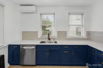 309 S 2nd Avenue S, Highland Park, NJ 08904 - Photo 3