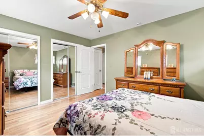 114 Kendall Drive, Sayreville, NJ 08859 - Photo 11