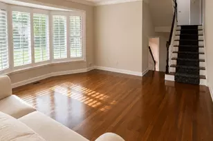 9 Lauri Ln, Middlesex, NJ 08846 - Photo 5