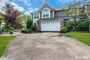 8 Pine Valley Ln, Monroe Township, NJ 08831 - Photo 3