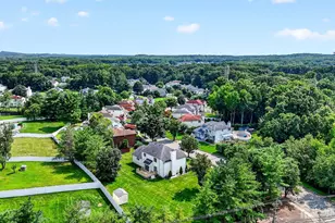1 Cherry Creek Dr, Old Bridge Township, NJ 07747 - Photo 5