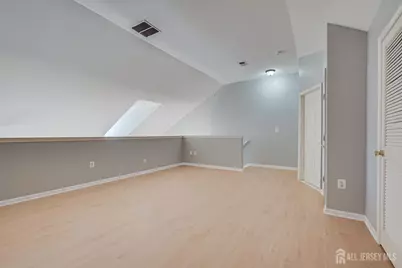 50 Central Square Park, Metuchen, NJ 08840 - Photo 29