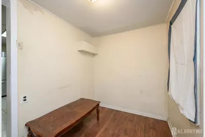 1414 S Clinton Avenue S, Trenton, NJ 08610 - Photo 3