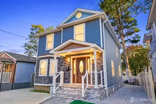 30 Linden St, Fords, NJ 08863 - Photo 1