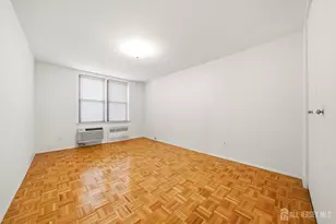 1874 Pelham Pkwy S, Bronx, NY 10461 - Photo 23