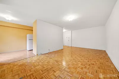 1874 Pelham Pkwy S, Bronx, NY 10461 - Photo 7