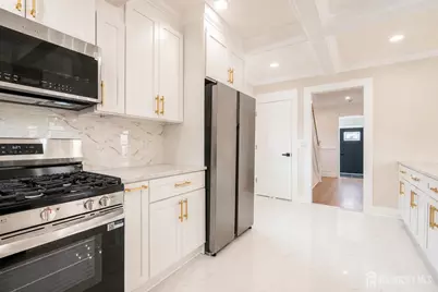 137 Cooper Avenue, Iselin, NJ 08830 - Photo 11