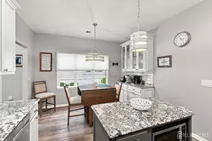 28 Sherwood Dr, Monroe Township, NJ 08831 - Photo 9