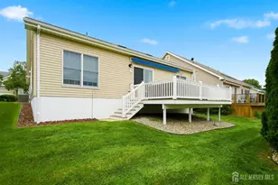 28 Sherwood Dr, Monroe Township, NJ 08831 - Photo 23