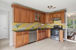 20 Franklin Dr, Plainsboro Township, NJ 08536 - Photo 11