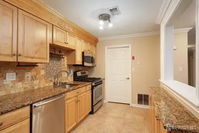 117 Lexington Circle, Matawan, NJ 07747 - Photo 9