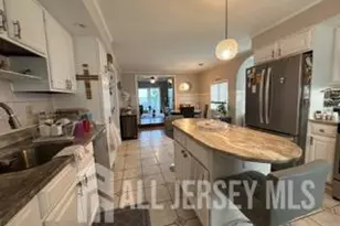 216 Hillcrest Ave, Old Bridge Township, NJ 08879 - Photo 5