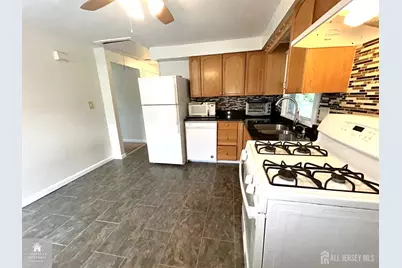90 Harrigan Street, Edison, NJ 08817 - Photo 13