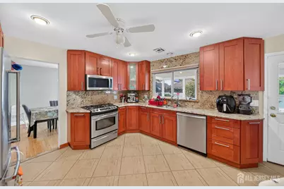 47 Albert Avenue, Edison, NJ 08837 - Photo 7