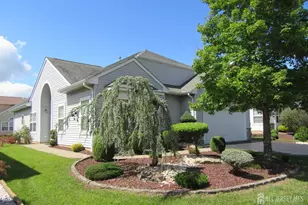 308 Valencia Dr, Monroe Township, NJ 08831 - Photo 1