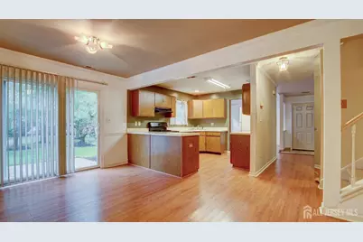 8 Forden Court, Sayreville, NJ 08872 - Photo 9