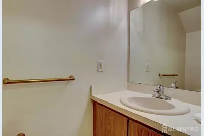 8 Forden Court, Sayreville, NJ 08872 - Photo 27